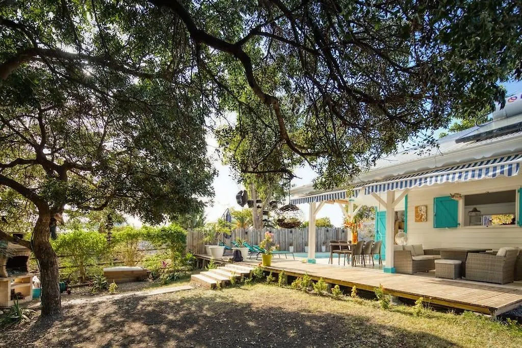 סן-פרנסואה Villa Mahogany : Villa Entiere Avec Piscine
